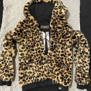 Rare Limited Edition VS PINK Reversible Faux Fur Leopard/Black Jacket Size SM